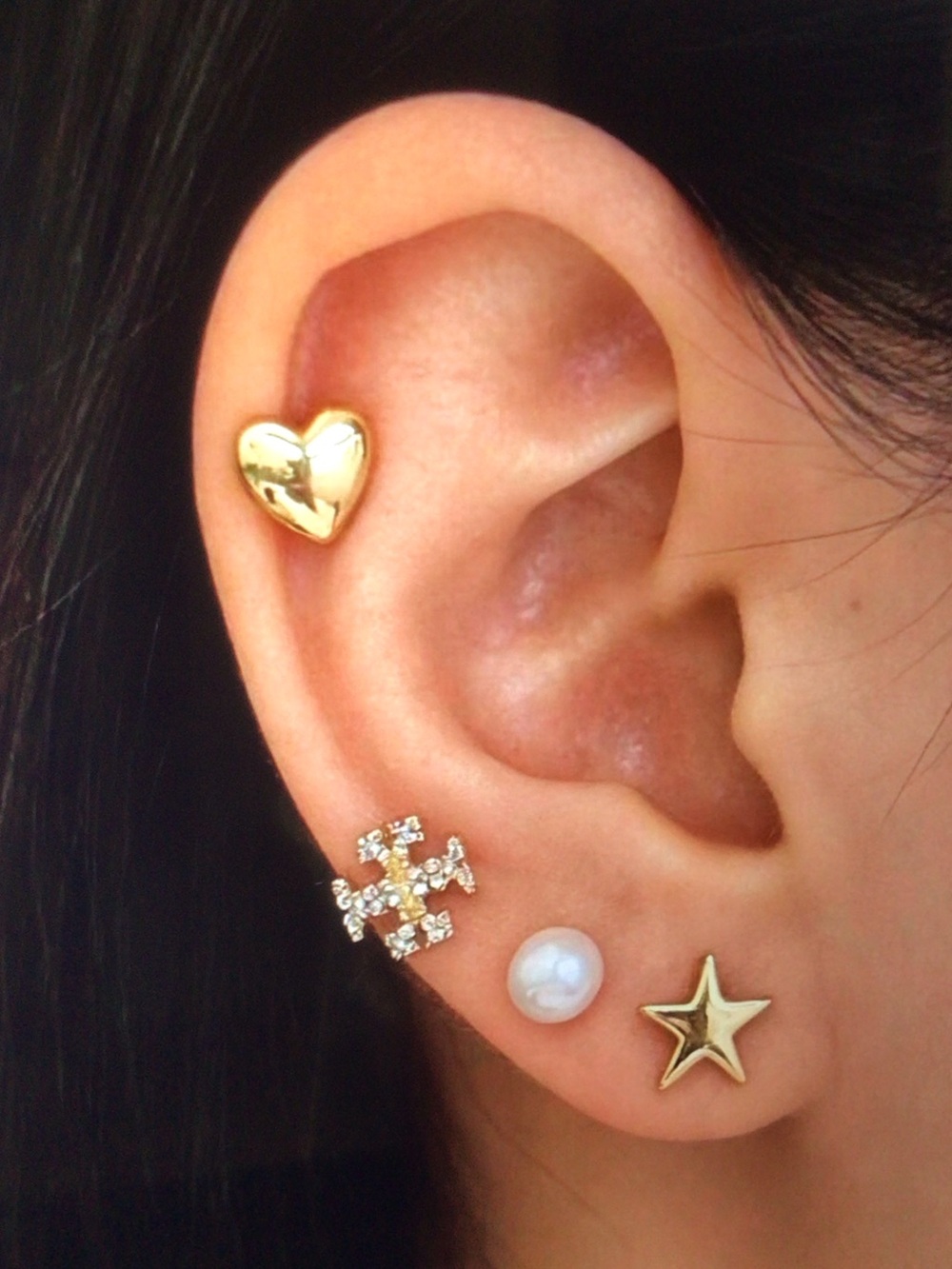 Tory Burch Girls Gold Tone Mixed Stud Earring Set with Pearl - Picture 5 of 5